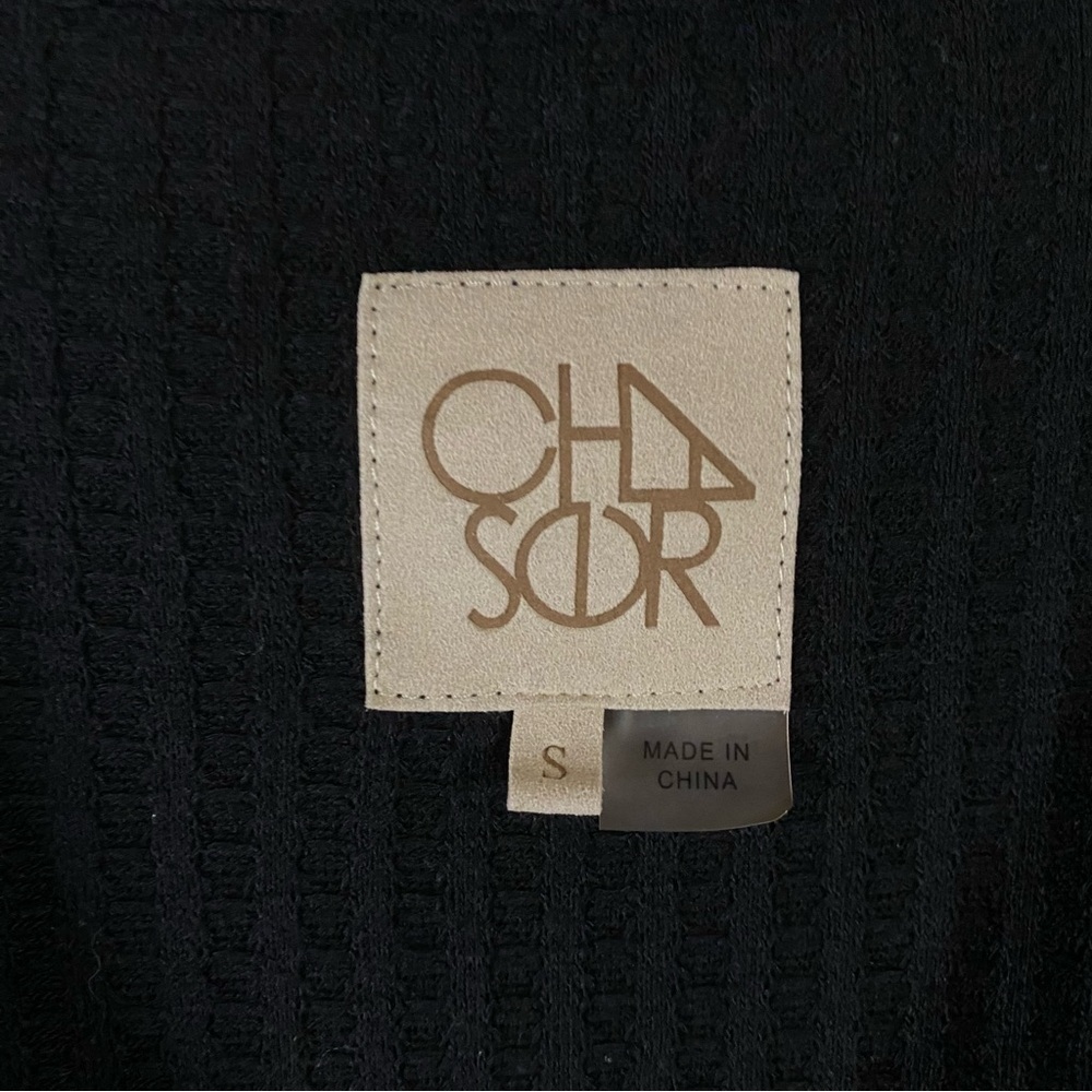 Chaser Women’s Waffle Knit Henley Shirt Top Black V-Neck Long Sleeve S Thermal - Picture 9 of 12